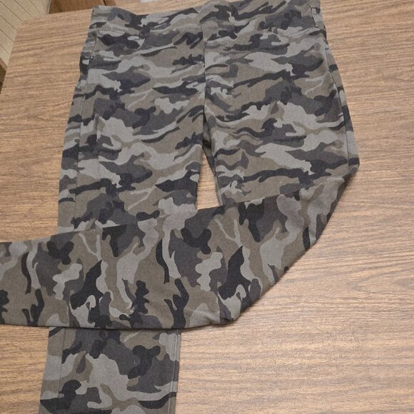 GEORGE Women's Camo Print Stretch Pull-On Jeggings - Green/Black - Size 14 - Picture 1 of 8